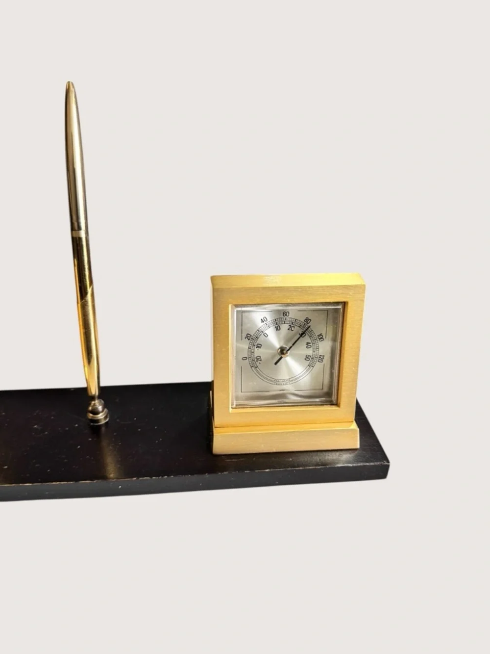 VTG Bulova Quartz Desk Clock Thermometer Pen Set Gold Tone Executive Desk Set